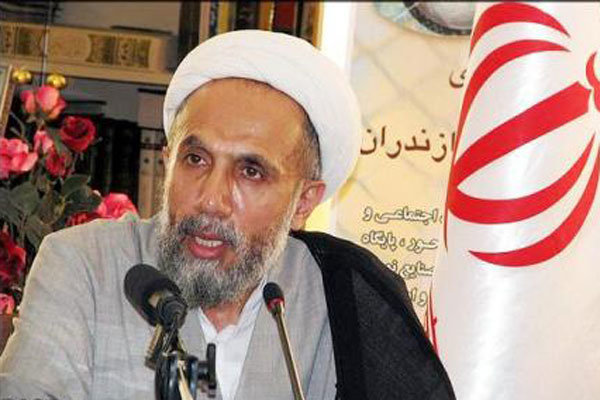 عزاداری‌های محرم با معرفت حسینی همراه باشد