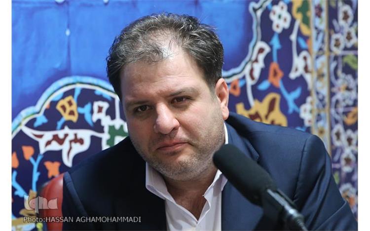 رونمایی از اثر حجاری «زیارت عاشورا» در آستان عبدالعظیم(ع) رونمایی از اثر حجاری «زیارت عاشورا» در آستان عبدالعظیم(ع)