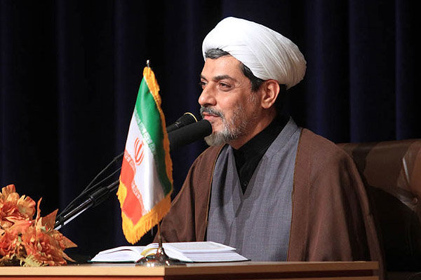 پیام عاشورا تا قیامت ادامه دارد