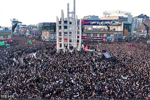 عاشورای امسال موردی از قمهزنی در زنجان گزارش نشد عاشورای امسال موردی از قمهزنی در زنجان گزارش نشد