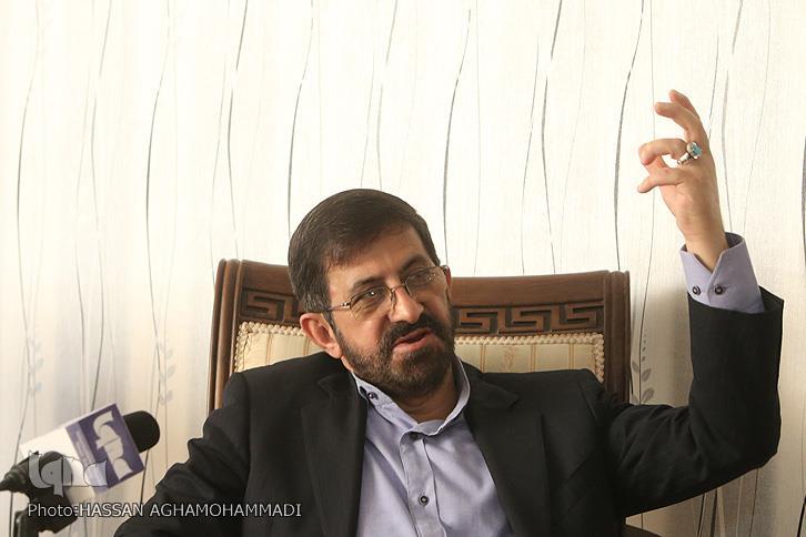 دوری از حزب و جناحبندیها؛ شرط ورود مداحان به عرصه سیاست دوری از حزب و جناحبندیها؛ شرط ورود مداحان به عرصه سیاست