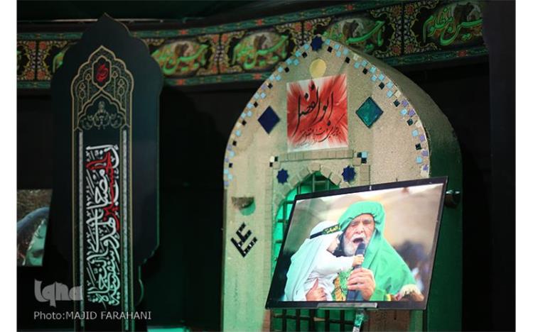 فضای میدان امام حسین(ع) آئینی شده است