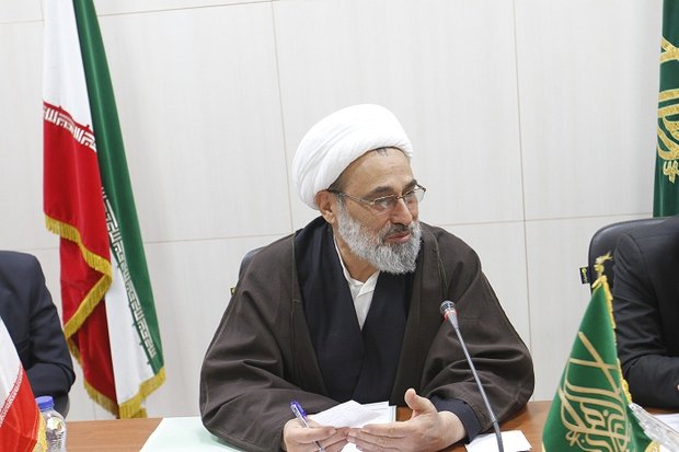 حضور میلیونی زائران در مراسم اربعین نشان‌دهنده حقانیت تشیع است