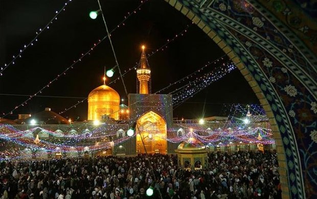 ۲۱۵ زائر باراولی به شکل رایگان عازم حرم رضوی شدند