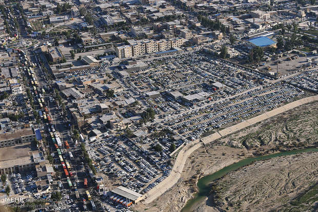 تردد ۷۰ درصد زائران از مهران/۴۰ هزار زائر به کشور بازگشتند