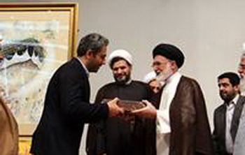 رونمايي از تابلو عروج در منا با حضورسرپرست حجاج ايراني