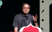 به ماه مبارک رمضان و موضوعات مذهبی کم پرداخته می‌شود