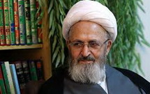 منبرهای حسینی به سبک وعاظ قدیم باید حفظ شود