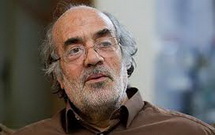 مداحان اگر شعر خوب و درجه اول بخوانند سنگ را هم به گریه می‌اندازند