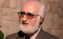 تاثیر بد بعضی مدح‌ها در مجالس عزاداری/ مداح باید در سه حوزه تخصص نسبی پیدا کند