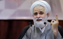 این ادعا که عاشورا درس مذاکره می دهد، ظلم به امام حسین(ع) است