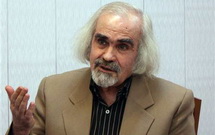 اشعار آئینی سخیف ابزار دست دشمنان می شود