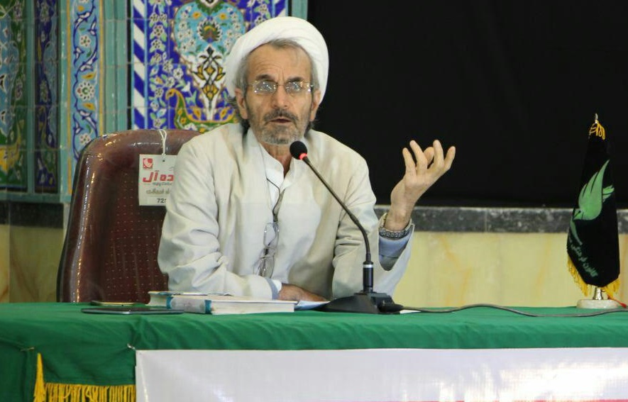 اخلاق خط قرمز آیین‌های عاشوراست/ جفاست امام حسین را در حصار مذهب خلاصه کنیم