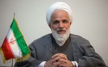 مداحان اهل بیت(ع) مورد توجه و تفقد مستقیم ائمه معصومین(ع) هستند