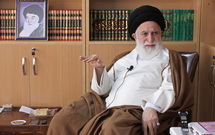 معارف اهل بیت(ع) را به درستی به جهانیان عرضه کنیم