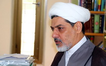 تفکیک شاعر آیینی و شاعر انقلابی، خطرناک است تفکیک شاعر آیینی و شاعر انقلابی، خطرناک است