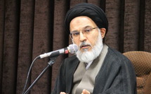 انبیا و معصومین وجه الله هستند / نورانیّت حضرت زهرا (س) ظلمت ها را کنار می زند