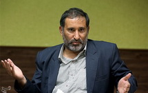 شاعر اشک‌ها و ابیاتش را نمی‌فروشد/ کربلا اختصاص به شیعه ندارد