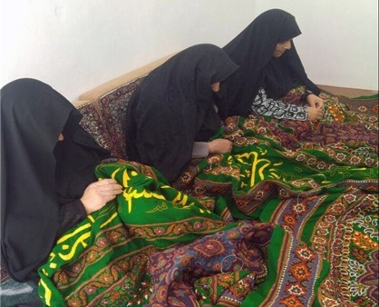 دوخت بزرگ‌ترین پته جهان برای ضریح مطهر سیدالشهدا(ع)