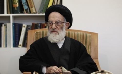 طلاب راجع به غیبت،دروغ و تهمت صحبت کنند/ هرکسی نمی‌تواند وارد سیاست شود