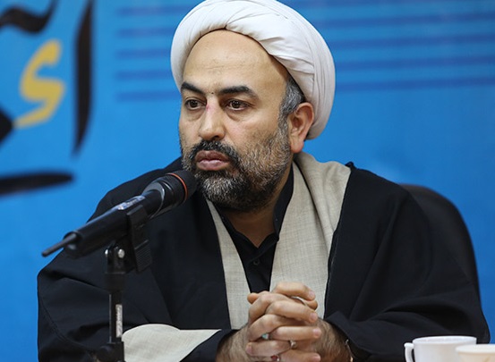 زیارت مهم‌ترین عنصر پویایی و روزآمدی است/ مفهوم زمان در زیارت تغییر می‌کند