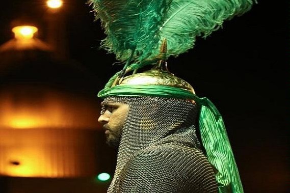 اکثر تعزیه‌های امروزی به تئاتر تبدیل شده است