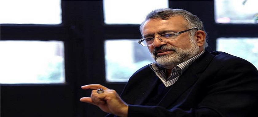 بنیانیان: هیئت و مسجد باید سیاسی باشد/ سیاست‌زدگی با سیاسی بودن تفاوت دارد