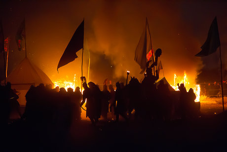 نگاه تک‌علتی به قیام حسینی خطاست