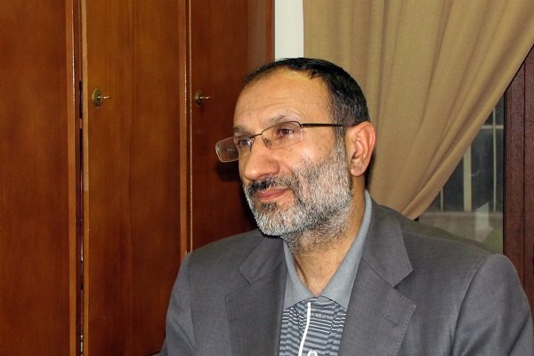 تفکیک دو اسلام با نهضت حسینی/ مدعیان اسلام مقابل حسین(ع) ایستادند