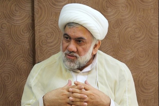 تحلیل اربعین با عقل نفع‌گرا ممکن نیست/ اربعین سبب رشد فکری می شود