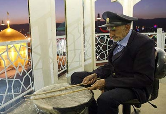 ماجرای شفا گرفتن مرحوم حاج احمد شکوهی؛ نقاره زن حرم رضوی