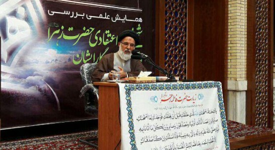 عزاداری حضرت زهرا(س) با وحدت منافات ندارد/ عاشورا بستر اقامه تبری از دشمن و تولی جبهه حق است