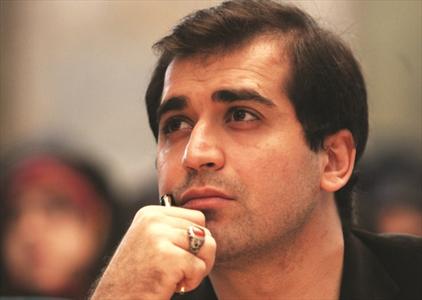 برقعی: نه کارمند جایی هستم و نه زد و بندی دارم/ شعر گفتن برای هر موضوعی، دکان شده