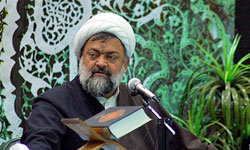 حضرت سیدالشهدا(ع) چلچراغی از تمام زیبایی‌­ها و بایستنی‌هاست