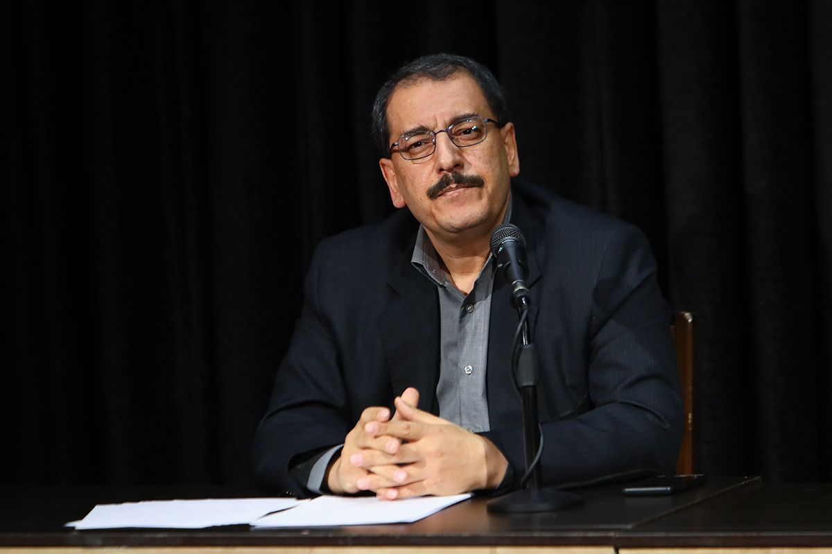 مهدی امین‌فروغی: قصیده میمیه فرزدق میراث شیعه است