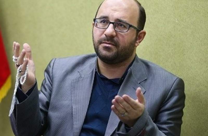 نه شیوة سنتی لزوماً مقدس است نه سبک‌های جدید لزوماً منفی