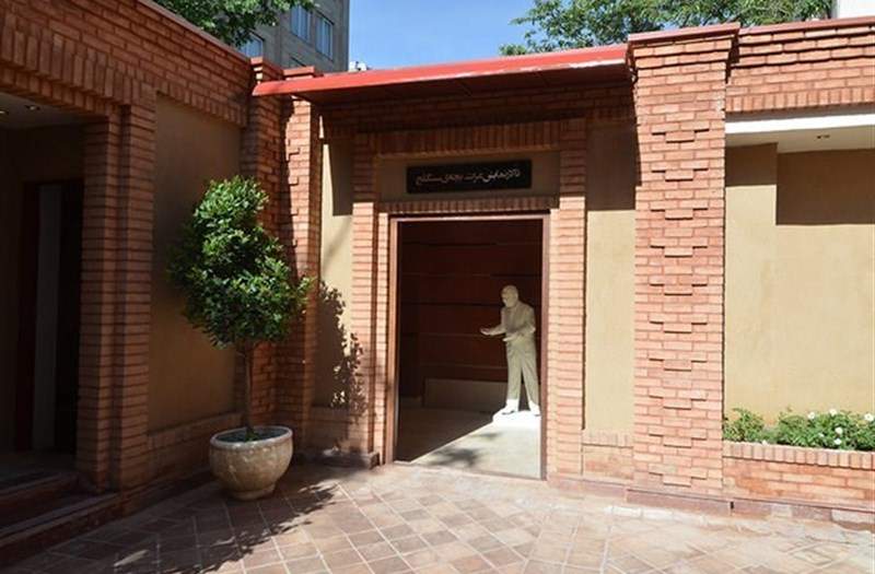 نمایشنامه‌خوانی متون مذهبی عاشورایی در خانه موزه انتظامی