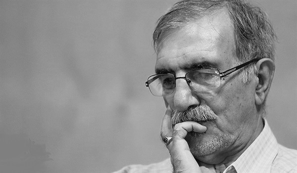 مبالغه و افراط مهمترین آفت شعر آئینی است