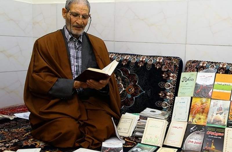 شعر روضه‌تان آماده است؛ فی‌البداهه،‌ تلفنی و صلواتی!