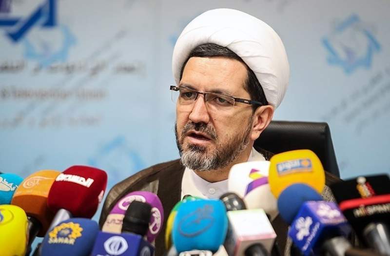 اربعین اوج همدلی ملت های ایران و عراق است اربعین اوج همدلی ملت های ایران و عراق است