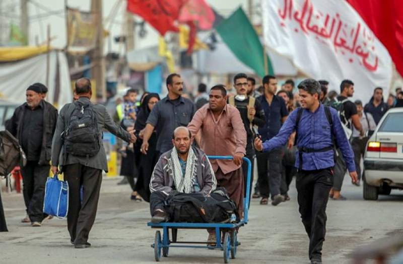 سوگواره شعر «قتیل العبرات» در مسیر پیاده روی کربلا