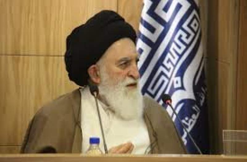 حفظ استقلال مرجعیت و حوزه ضروری است حفظ استقلال مرجعیت و حوزه ضروری است