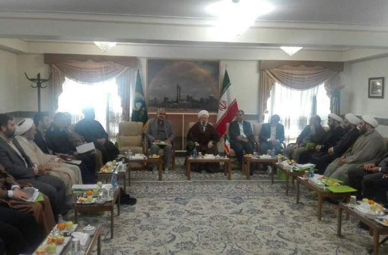 خدمات 40 ساله به مردم بازگو شود