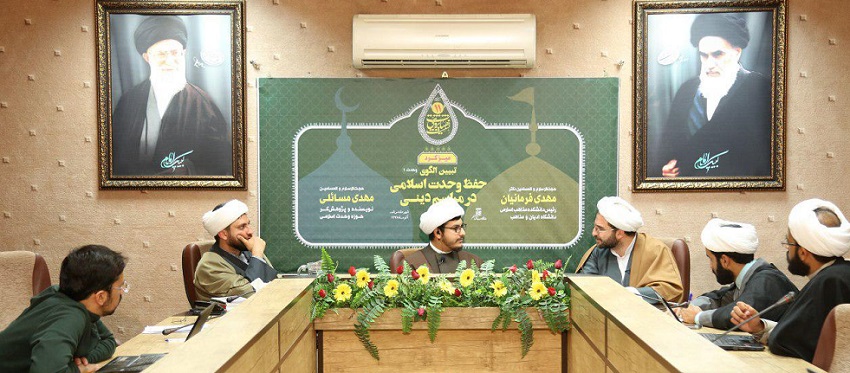 برخی مداحان و منبریها برای عرصههای بینالمللی تربیت نشدهاند برخی مداحان و منبریها برای عرصههای بینالمللی تربیت نشدهاند