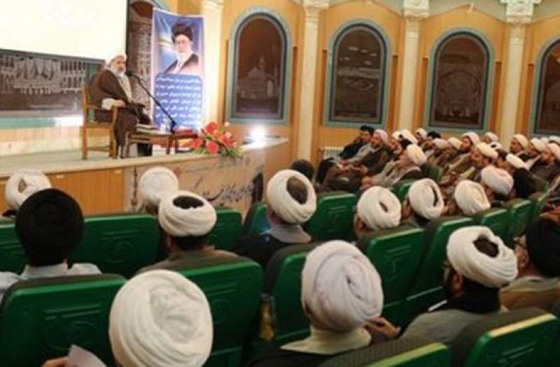 برگزاری دومین دوره آموزش کارگزاران فرهنگی کاروان‌های زیارتی