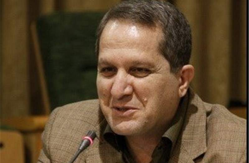 شعر انقلاب را به جهان معرفی کنند