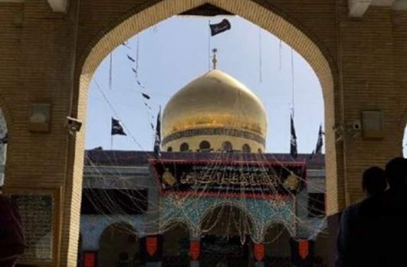 تزئین حرم حضرت زینب(س) با ۳۰ هزار شاخه گل