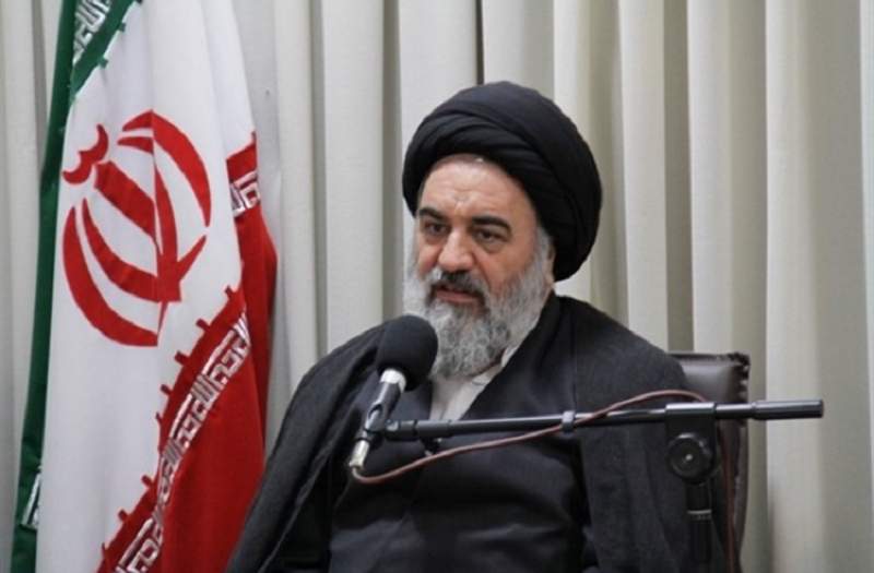 هیئت‌های مذهبی خدمات انقلاب را برای مردم بازگو کنند