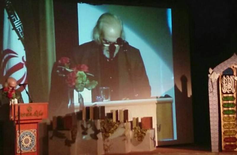 مرثیه اهل بیت(ع) باید از محتوای غنی برخوردار باشد