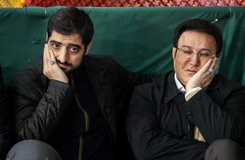 تکذیب می‌کنم که از ایشان پول گرفته‌ام